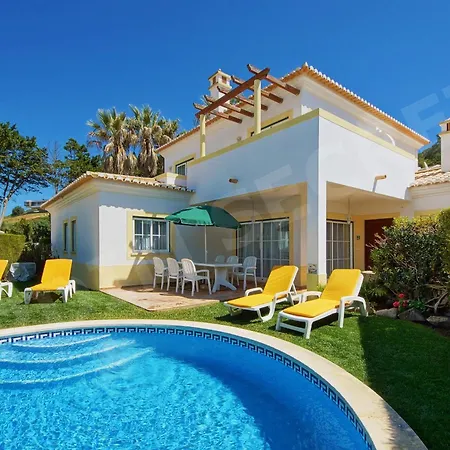 Jardim Secreto Villa *